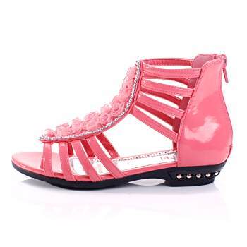 卡比菲鞋帽:用產(chǎn)品和服務(wù)打動(dòng)服裝鞋帽消費(fèi)者